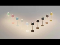 Lâmpada de escritório de LED recarregável Sensor de toque Switch Stand Clip Design com DC 5V/1A Voltagem de saída